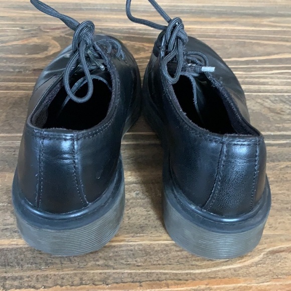Dr. Martens school shoes youth size 1 Black leather Tie lace - Picture 3 of 11